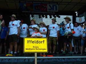 miteinand und gegeneinand  2012 — Foto