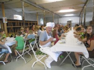 Theater EigenArt: Die Kartoffelsuppe — Foto